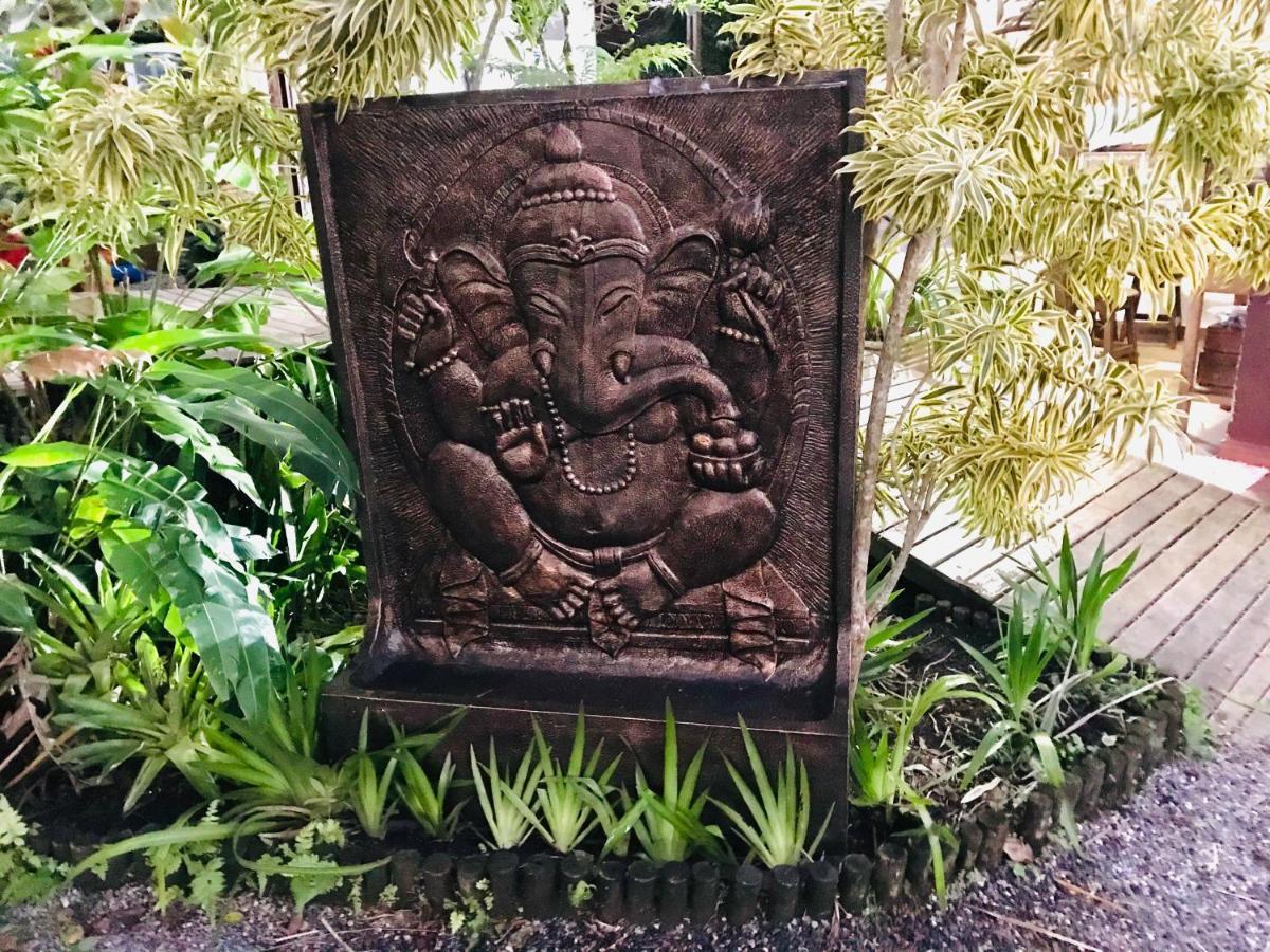 Ganesh Chales Praia de Boraceia Exteriör bild